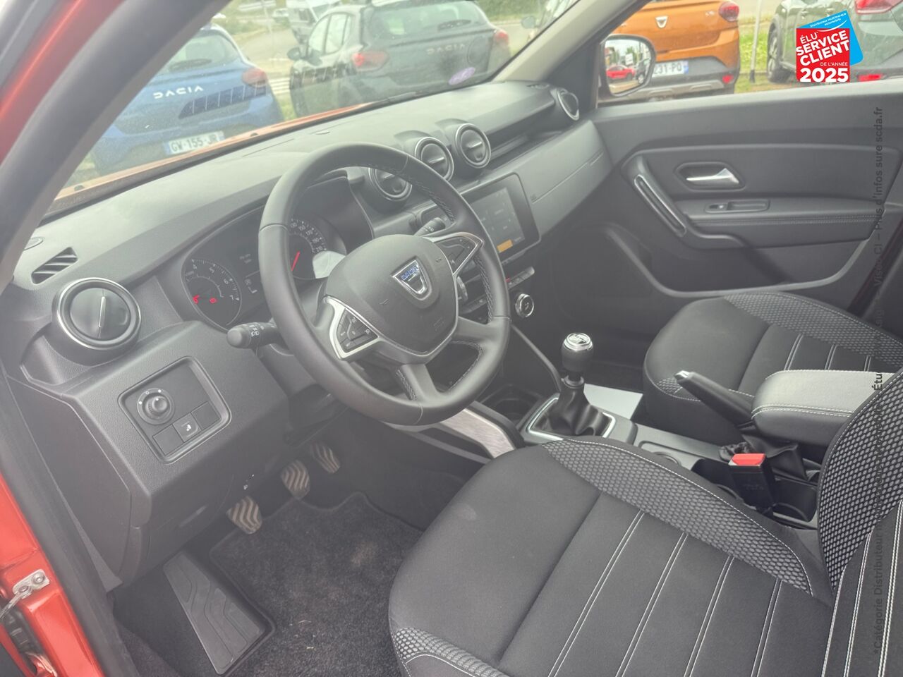 Véhicule d'occasion DACIA DUSTER 1.3 TCE 130CH FAP PRESTIGE 4X2 chez Renault Saint-Louis