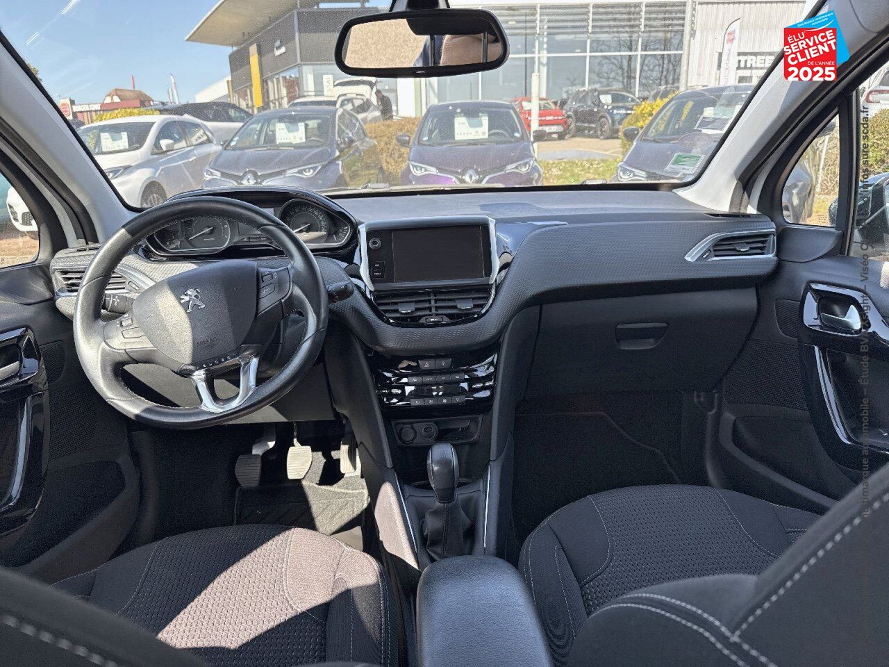 chez Peugeot Charleville