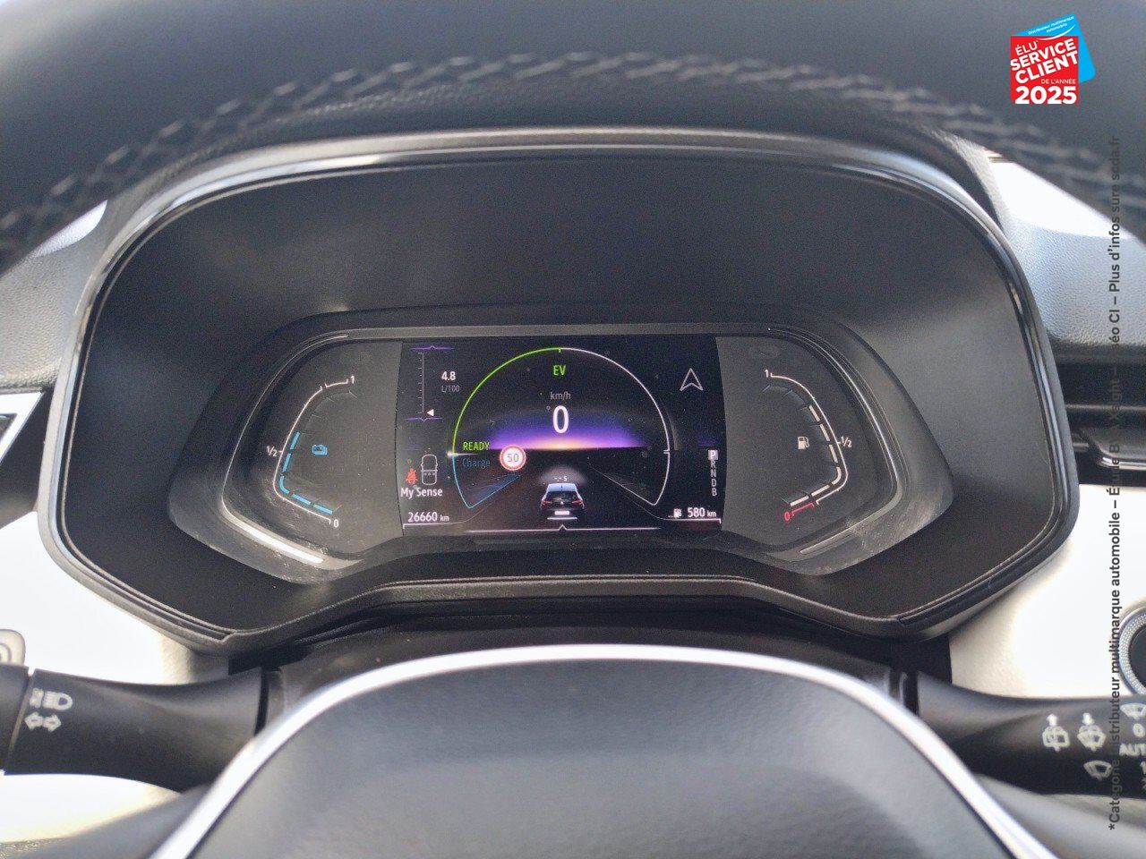 Véhicule d'occasion RENAULT CLIO 1.6 E-TECH 145CH FULL HYBRID TECHNO chez Opel Bar le Duc