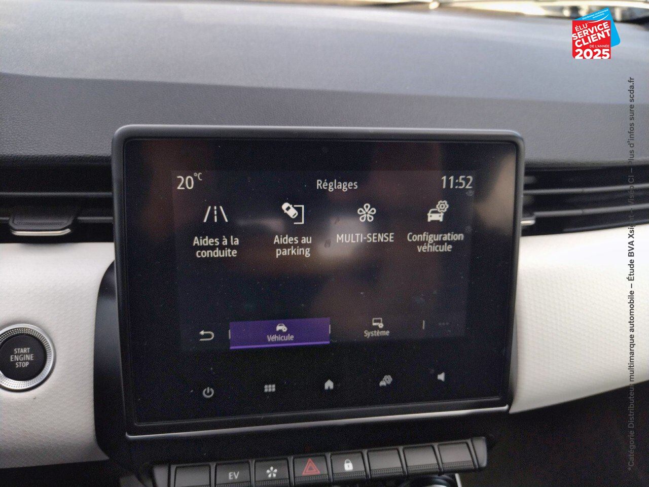 Véhicule d'occasion RENAULT CLIO 1.6 E-TECH 145CH FULL HYBRID TECHNO chez Opel Bar le Duc