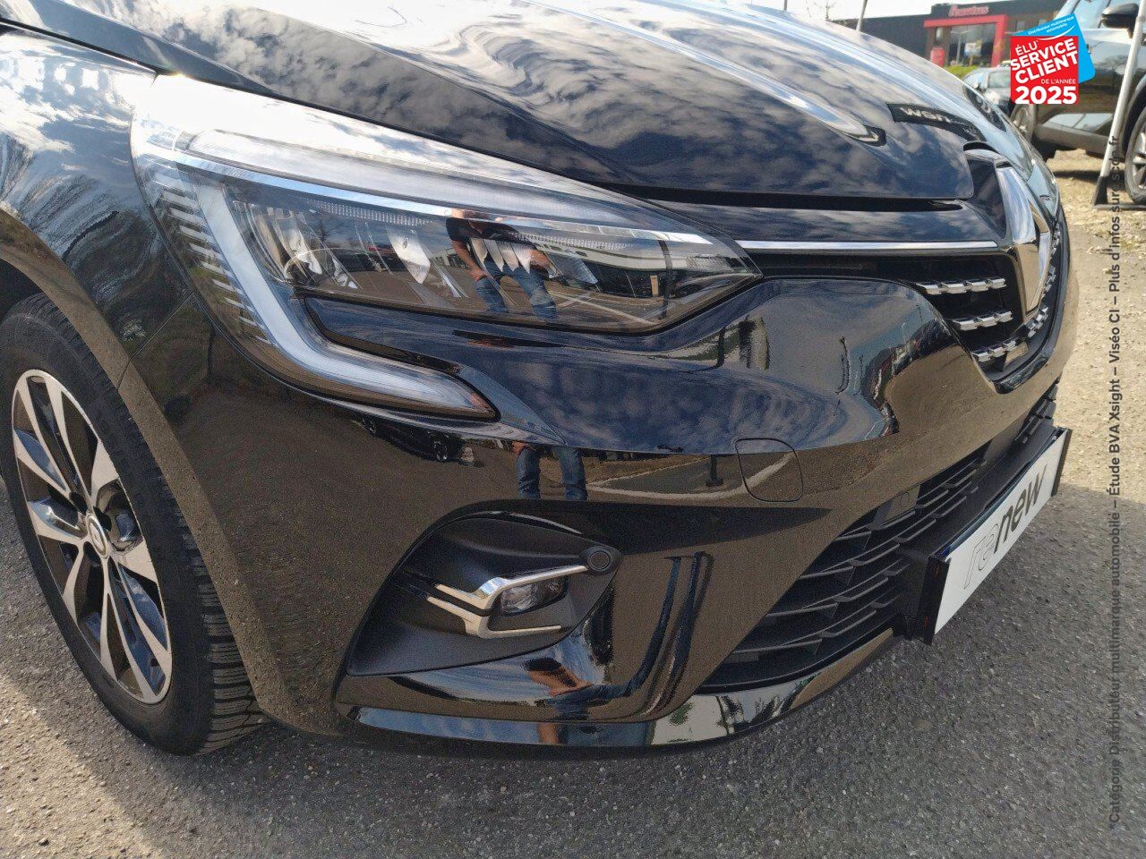 Véhicule d'occasion RENAULT CLIO 1.6 E-TECH 145CH FULL HYBRID TECHNO chez Opel Bar le Duc