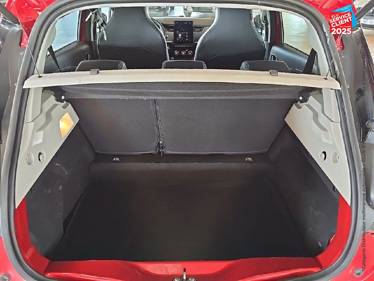 Véhicule d'occasion RENAULT ZOE INTENS CHARGE NORMALE R110 ACHAT INTEGRAL - 21 GPS CAMERA chez Dacia Montbéliard