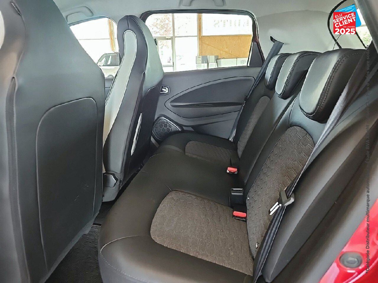 Véhicule d'occasion RENAULT ZOE INTENS CHARGE NORMALE R110 ACHAT INTEGRAL - 21 GPS CAMERA chez Dacia Montbéliard