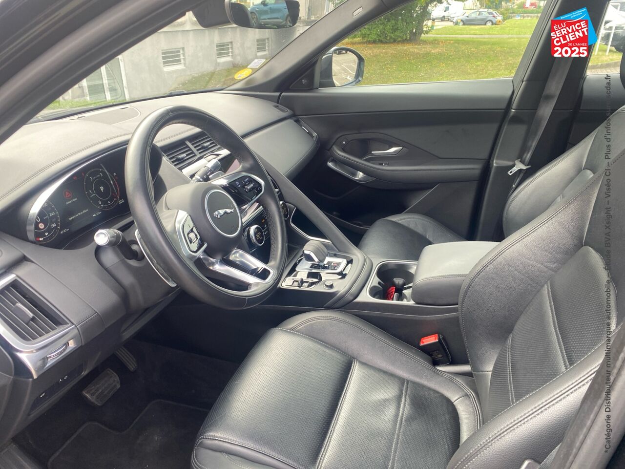 Véhicule d'occasion JAGUAR E-PACE D165 MHEV BVA AWD chez Jaguar Strasbourg