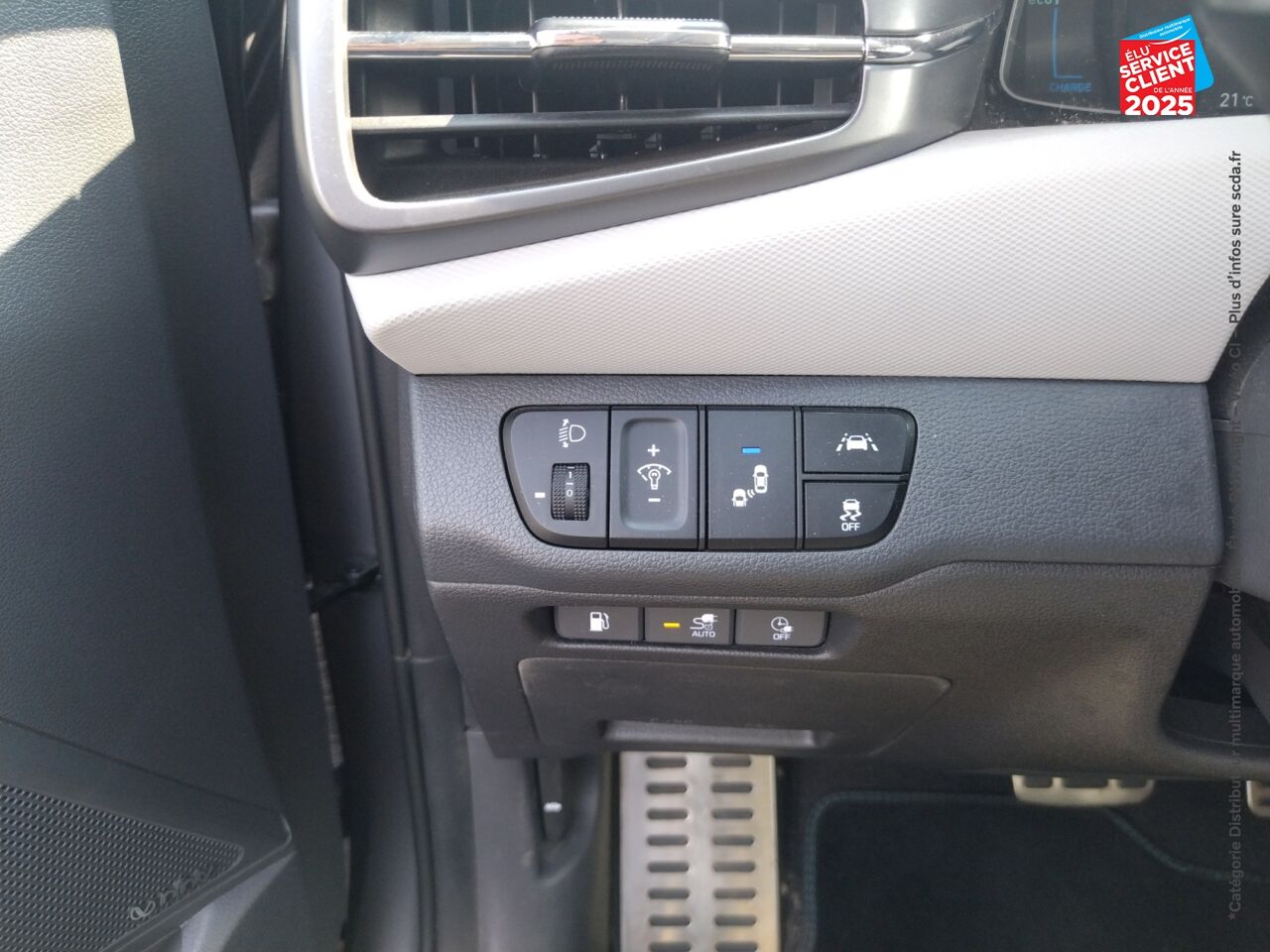 Véhicule d'occasion HYUNDAI IONIQ PLUG-IN 141CH CREATIVE 5CV chez Renault Sélestat