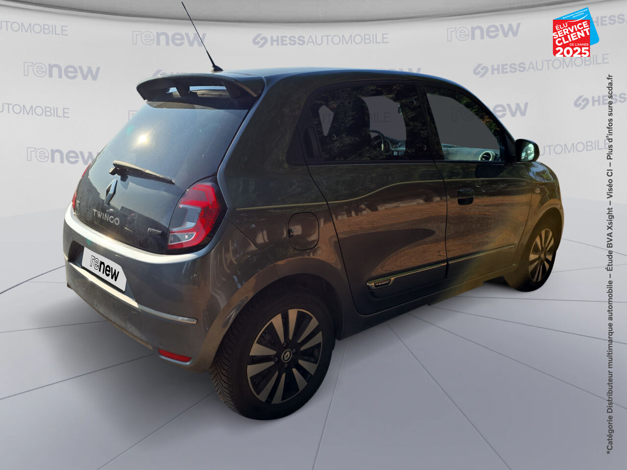 Véhicule d'occasion RENAULT TWINGO E-TECH ELECTRIC TECHNO R80 ACHAT INTEGRAL CAMERA GPS chez Toyota Thionville