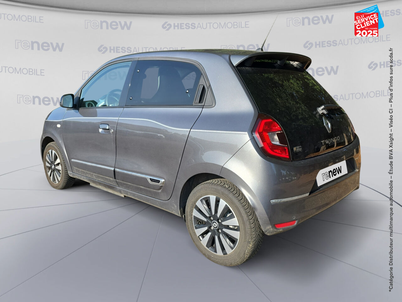 Véhicule d'occasion RENAULT TWINGO E-TECH ELECTRIC TECHNO R80 ACHAT INTEGRAL CAMERA GPS chez Toyota Thionville