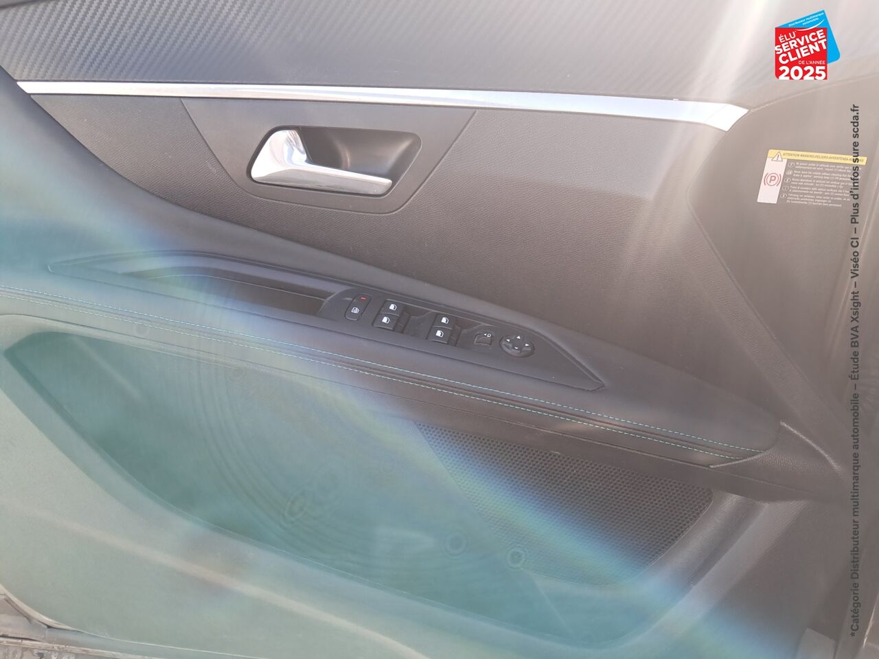 Véhicule d'occasion PEUGEOT 3008 1.2 PURETECH 130CH S/S ALLURE GPS CAMERA chez Toyota Besançon