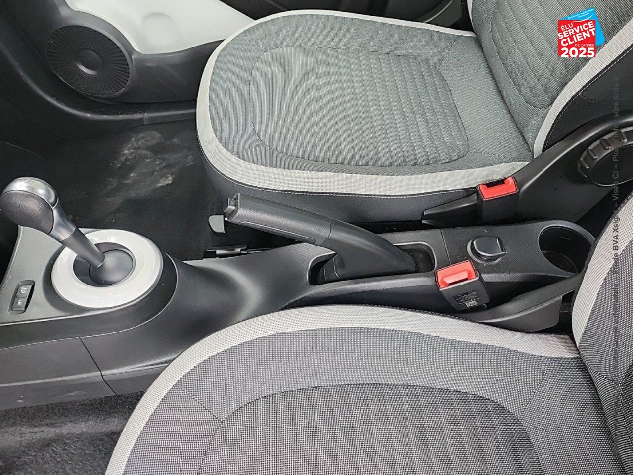 Véhicule d'occasion RENAULT TWINGO E-TECH ELECTRIC EQUILIBRE R80 ACHAT INTEGRAL chez Nissan Strasbourg