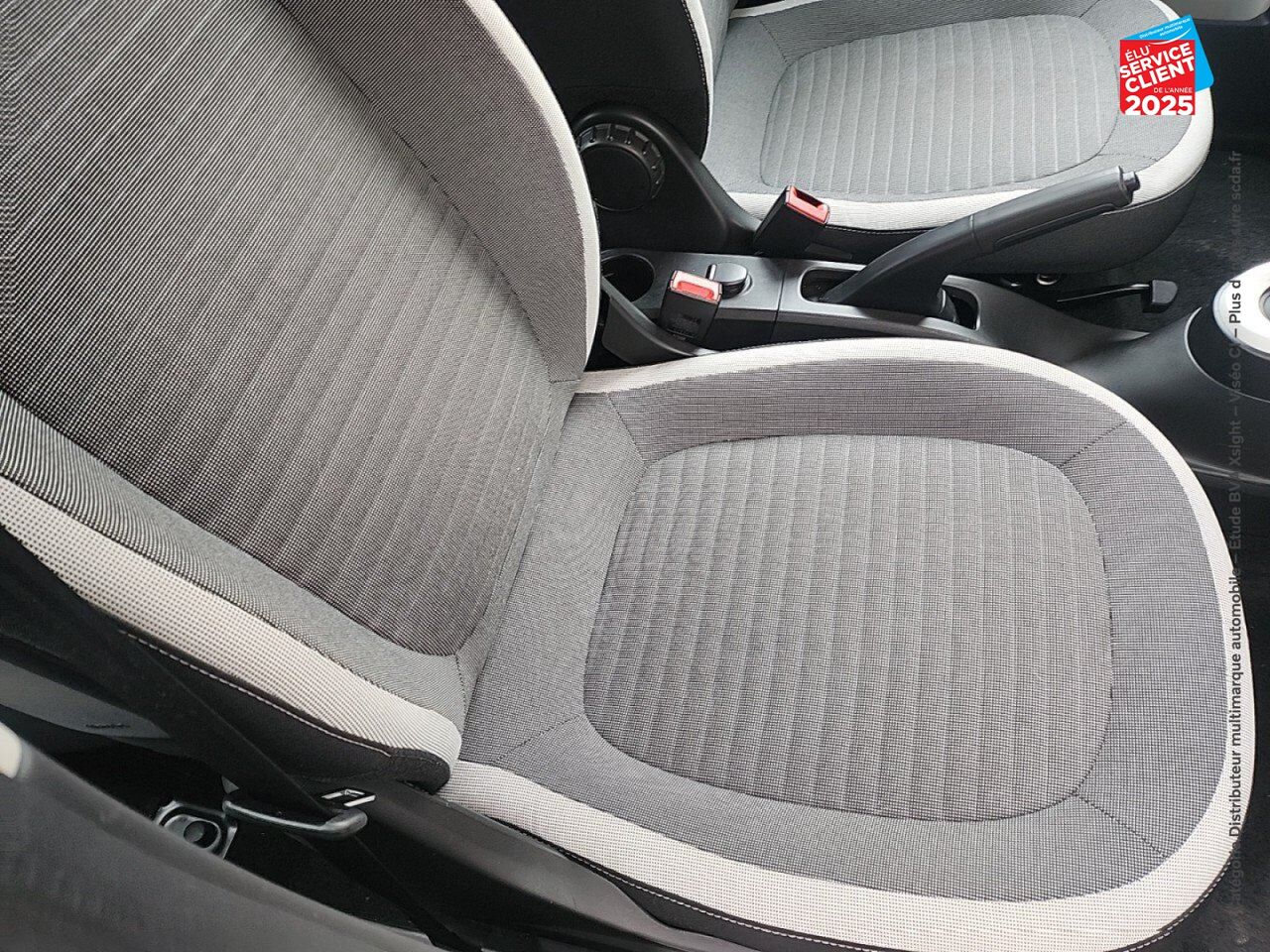 Véhicule d'occasion RENAULT TWINGO E-TECH ELECTRIC EQUILIBRE R80 ACHAT INTEGRAL chez Nissan Strasbourg