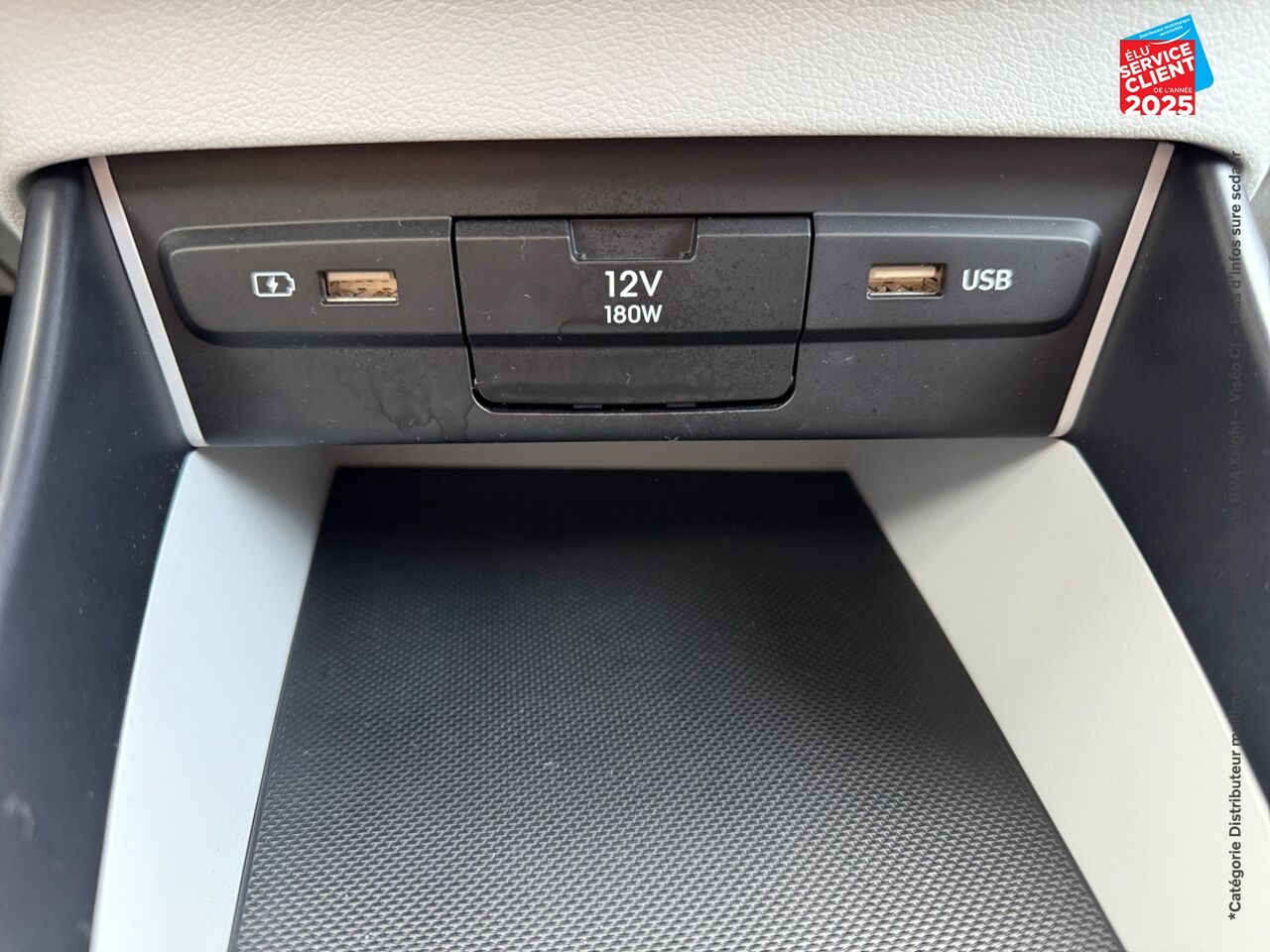 Véhicule d'occasion HYUNDAI I20 1.0 T-GDI 100CH HYBRID CREATIVE DCT-7 CAMERA chez Renault Colmar