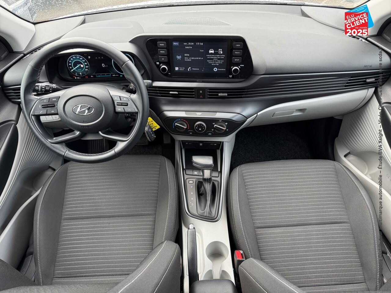 Véhicule d'occasion HYUNDAI I20 1.0 T-GDI 100CH HYBRID CREATIVE DCT-7 CAMERA chez Renault Colmar