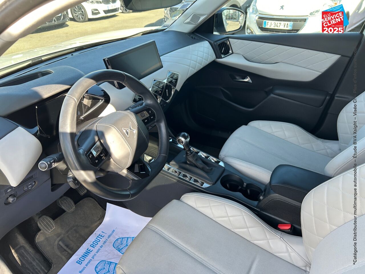 Véhicule d'occasion DS DS 3 CROSSBACK BLUEHDI 100CH GRAND CHIC chez BMW Pontarlier