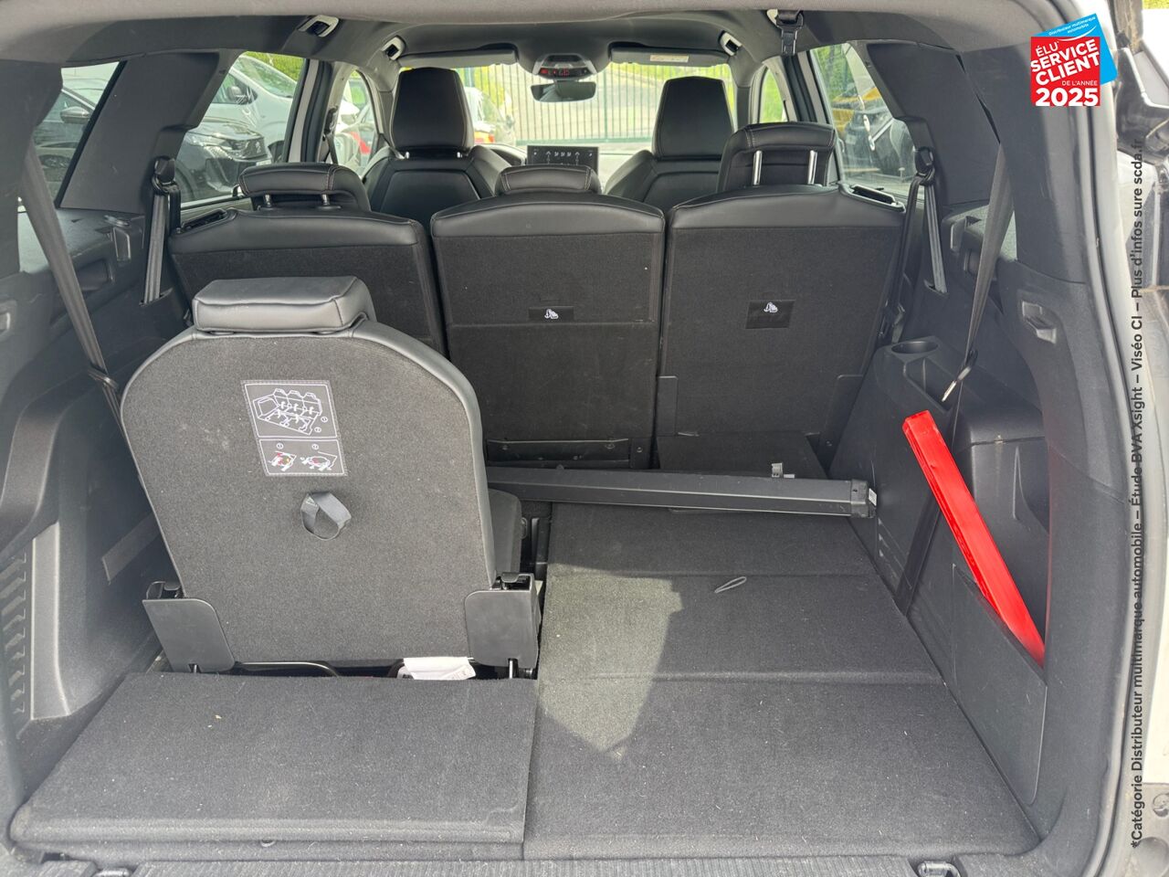 Véhicule d'occasion PEUGEOT 5008 1.2 PURETECH 130CH SS GT chez Hyundai Chalons