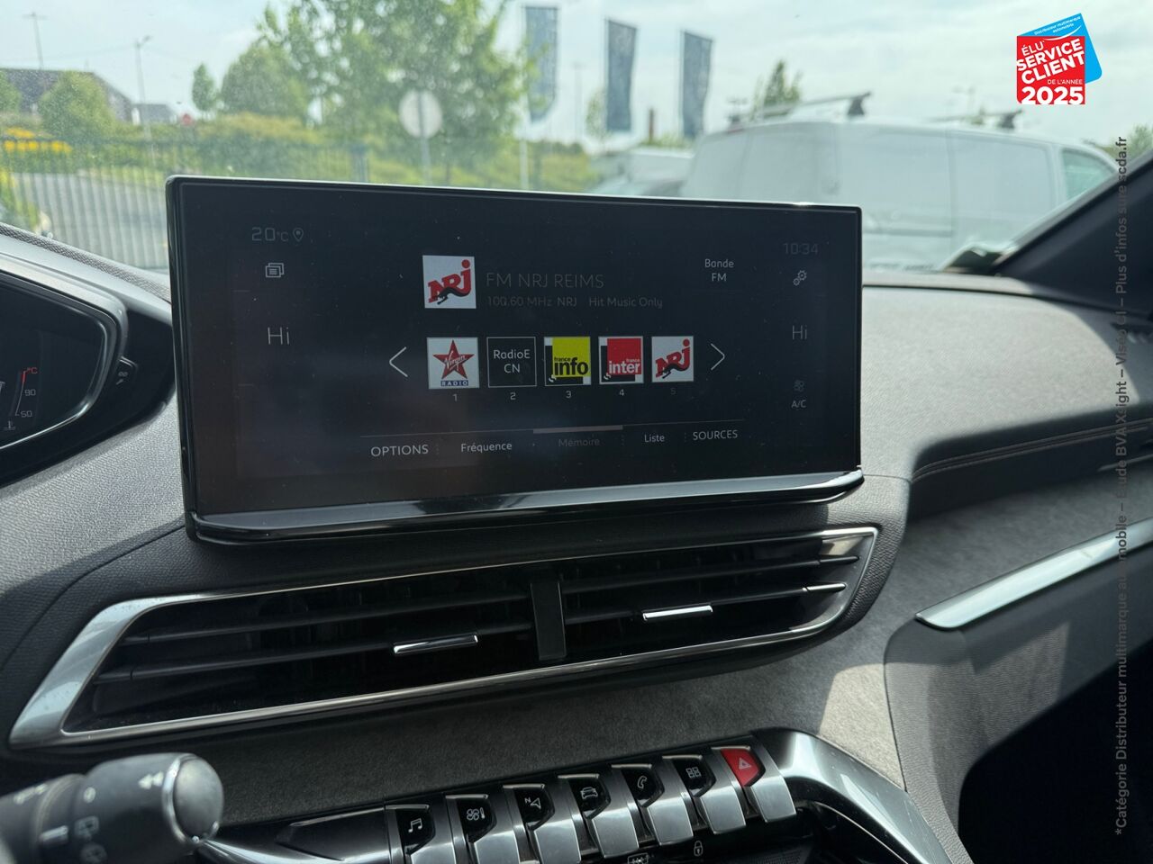 Véhicule d'occasion PEUGEOT 5008 1.2 PURETECH 130CH SS GT chez Hyundai Chalons