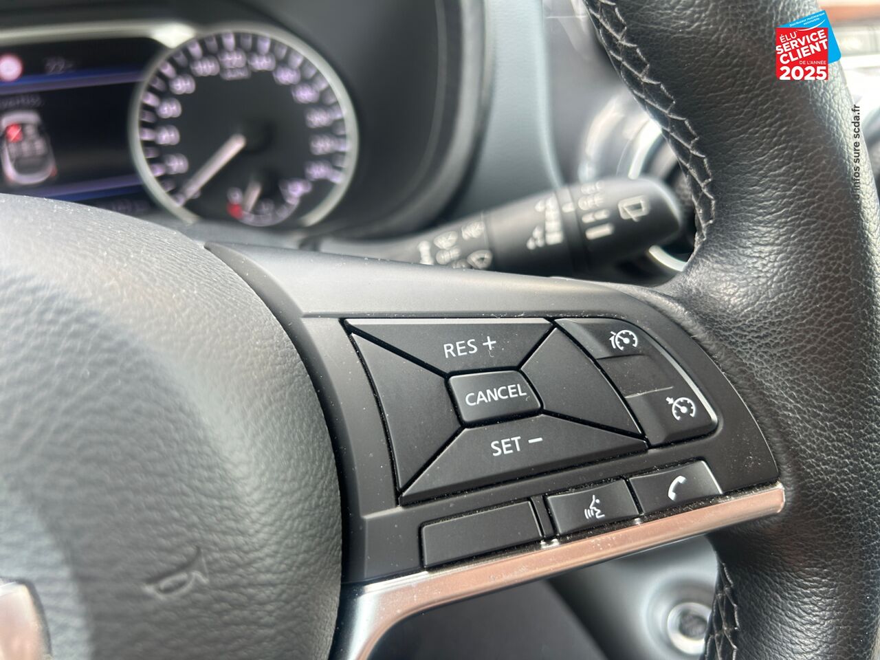 Véhicule d'occasion NISSAN JUKE 1.0 DIG-T 114CH N-CONNECTA 2021.5 CAMERA chez Opel Verdun
