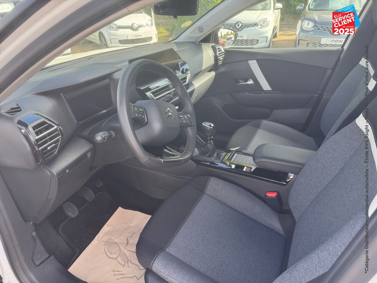 Véhicule d'occasion CITROEN C4 BLUEHDI 110CH S/S FEEL PACK BUSINESS chez Renault Saint-Louis