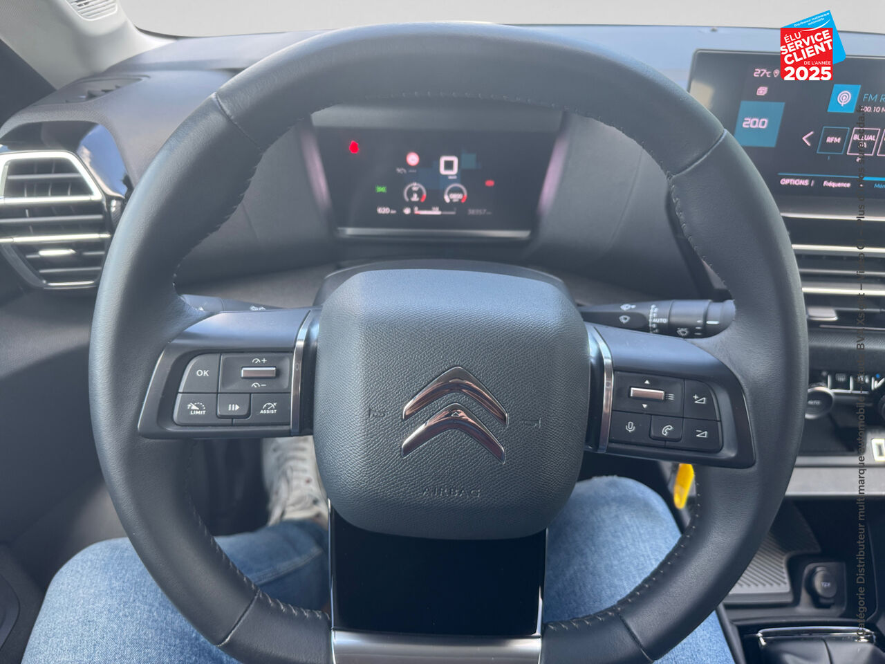 Véhicule d'occasion CITROEN C4 BLUEHDI 110CH S/S FEEL PACK BUSINESS chez Renault Saint-Louis