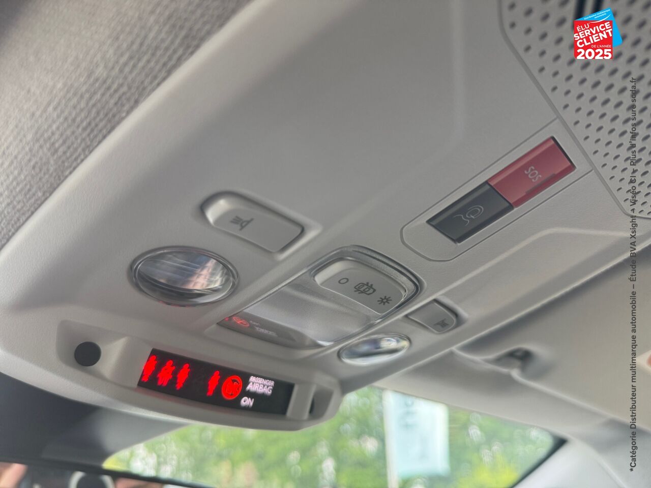 Véhicule d'occasion CITROEN C4 BLUEHDI 110CH S/S FEEL PACK BUSINESS chez Renault Saint-Louis