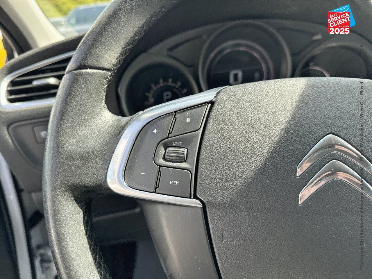 Véhicule d'occasion CITROEN C4 BLUEHDI 120CH FEEL SS chez Toyota Bar le Duc