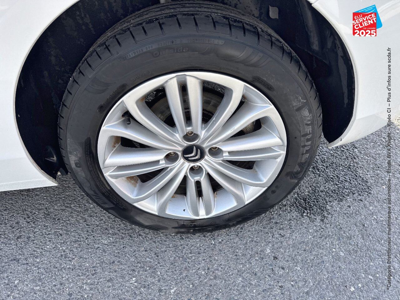 Véhicule d'occasion CITROEN C4 BLUEHDI 120CH FEEL SS chez Toyota Bar le Duc