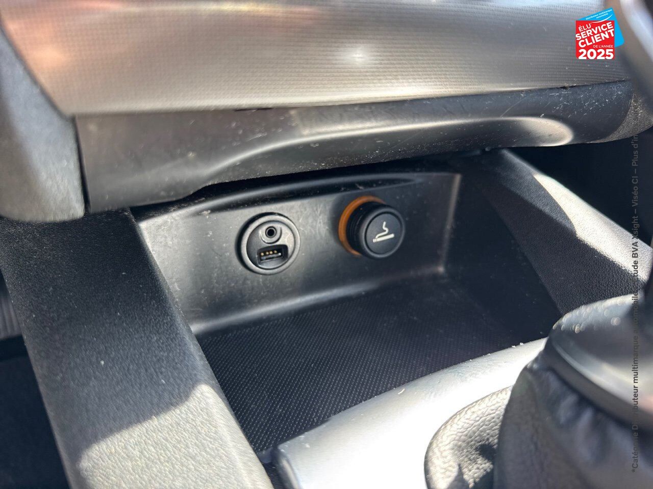 Véhicule d'occasion CITROEN C4 BLUEHDI 120CH FEEL SS chez Toyota Bar le Duc