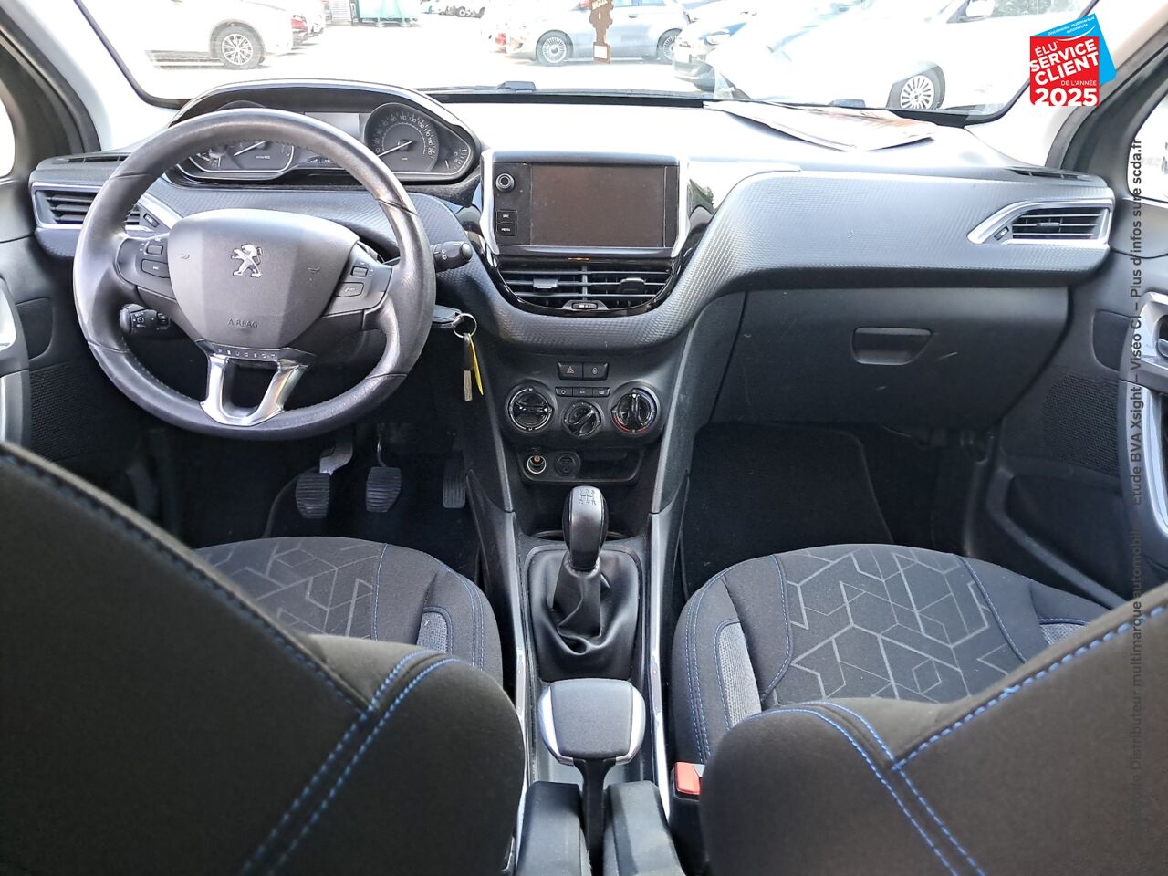 Véhicule d'occasion PEUGEOT 2008 1.2 PURETECH 82CH STYLE chez Renault Saint-Louis