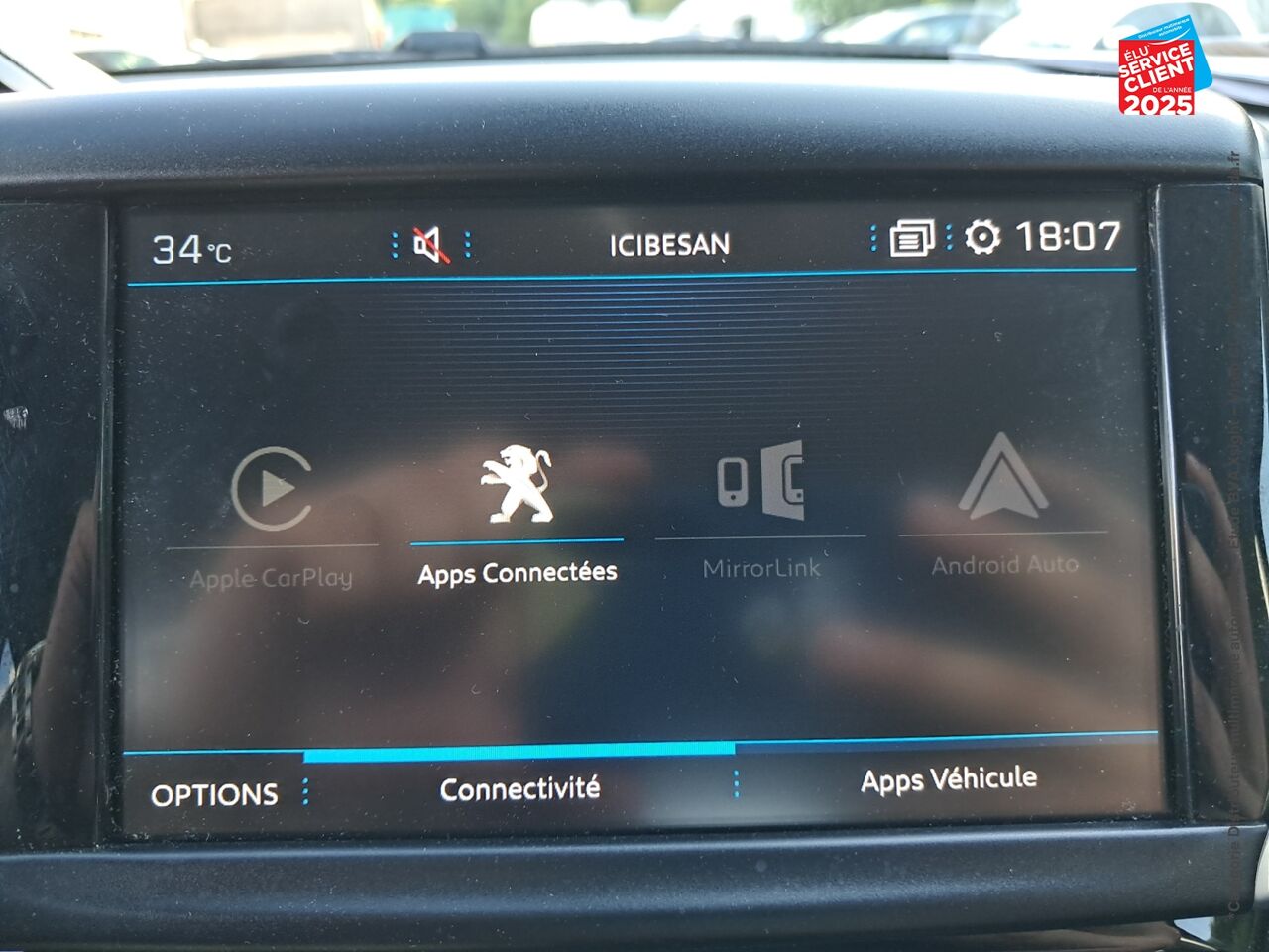 Véhicule d'occasion PEUGEOT 2008 1.2 PURETECH 82CH STYLE chez Renault Saint-Louis