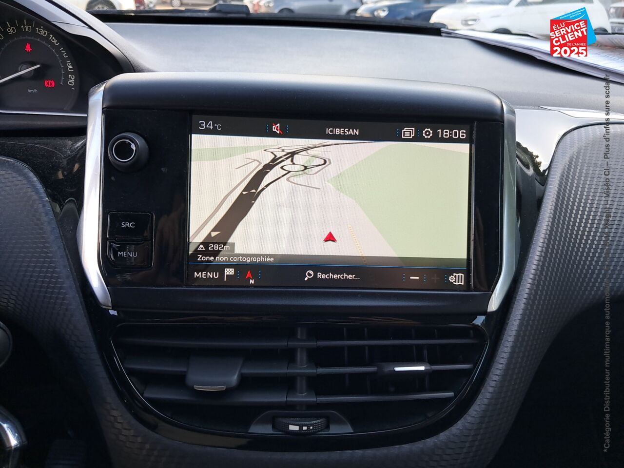 Véhicule d'occasion PEUGEOT 2008 1.2 PURETECH 82CH STYLE chez Renault Saint-Louis