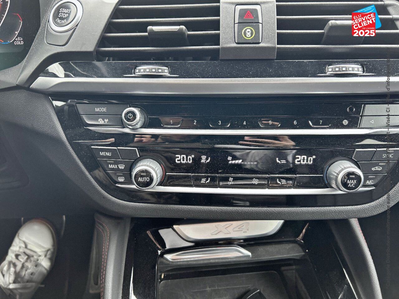 Véhicule d'occasion BMW X4 XDRIVE20D 190CH M SPORT SIEGES CUIR GPS CAMERA chez BMW Dole