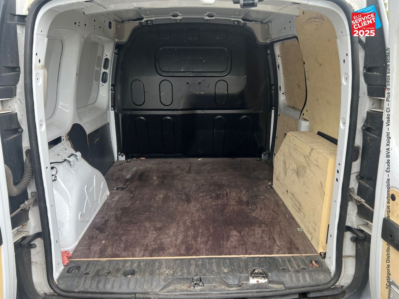 Véhicule d'occasion RENAULT KANGOO EXPRESS 1.5 BLUE DCI 80CH GRAND CONFORT 5CV chez Renault Saint-Louis