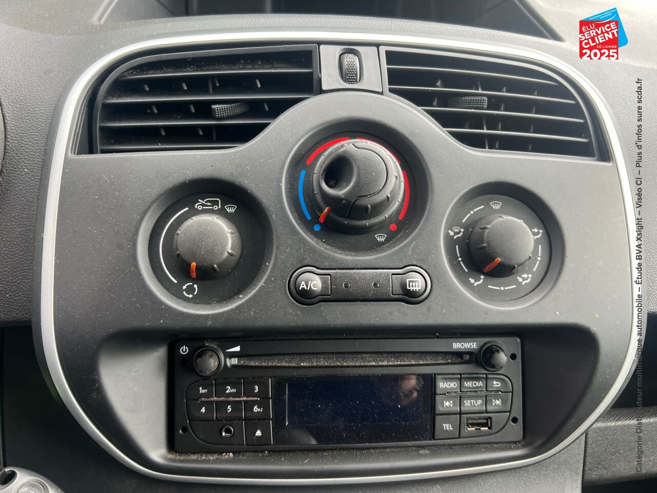 Véhicule d'occasion RENAULT KANGOO EXPRESS 1.5 BLUE DCI 80CH GRAND CONFORT 5CV chez Renault Saint-Louis