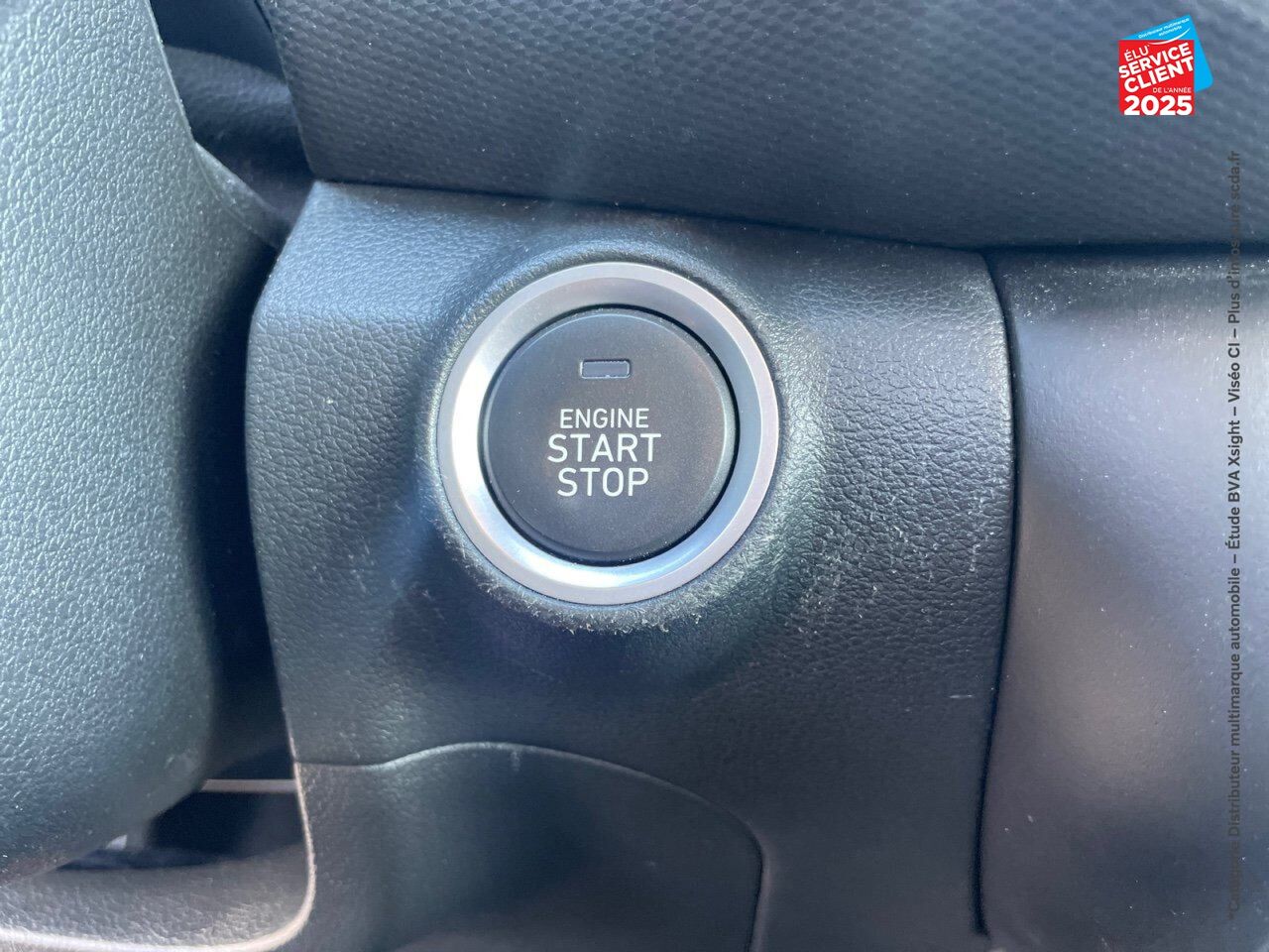 Véhicule d'occasion HYUNDAI KONA 1.6 GDI 141CH HYBRID EXECUTIVE DCT-6 chez Hyundai Epernay