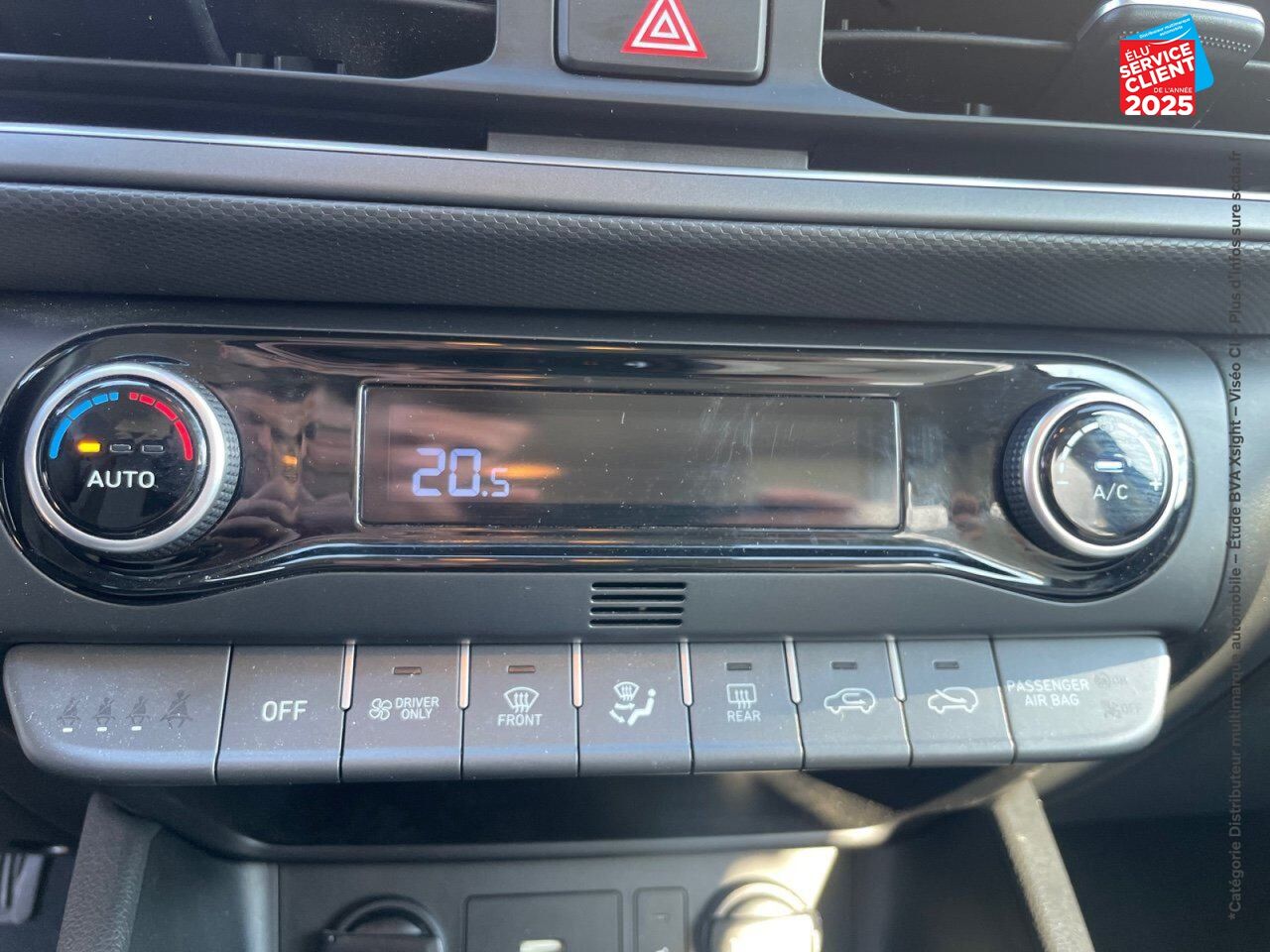 Véhicule d'occasion HYUNDAI KONA 1.6 GDI 141CH HYBRID EXECUTIVE DCT-6 chez Hyundai Epernay