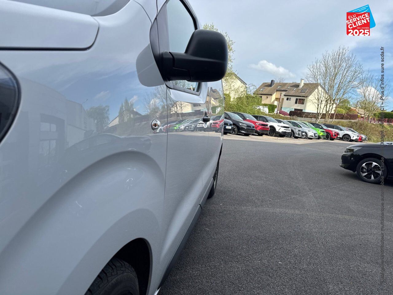 Véhicule d'occasion PEUGEOT EXPERT FG M 2.0 BLUEHDI 180CH SS PACK ASPHALT EAT8 GPS CAMERA chez Renault Saint-Louis