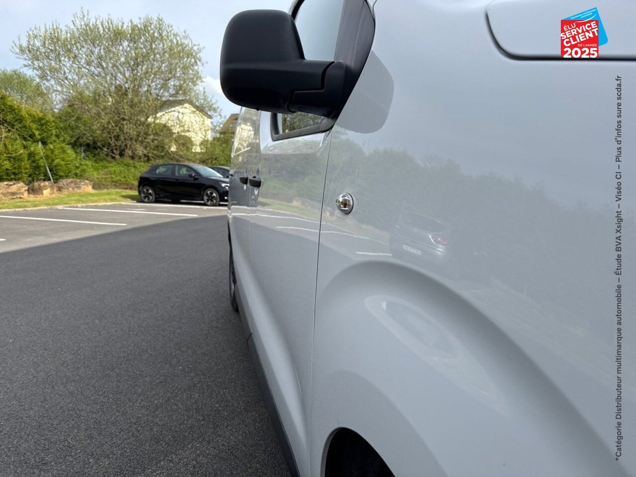 Véhicule d'occasion PEUGEOT EXPERT FG M 2.0 BLUEHDI 180CH SS PACK ASPHALT EAT8 GPS CAMERA chez Renault Saint-Louis