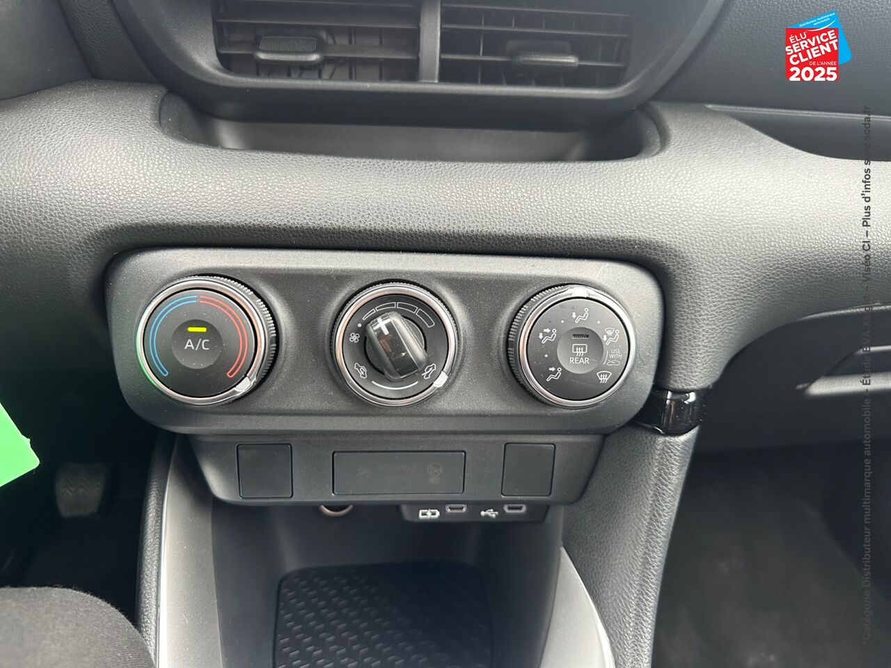 Véhicule d'occasion TOYOTA YARIS 120 VVT-I DYNAMIC BUSINESS 5P MC24 chez Toyota Thionville