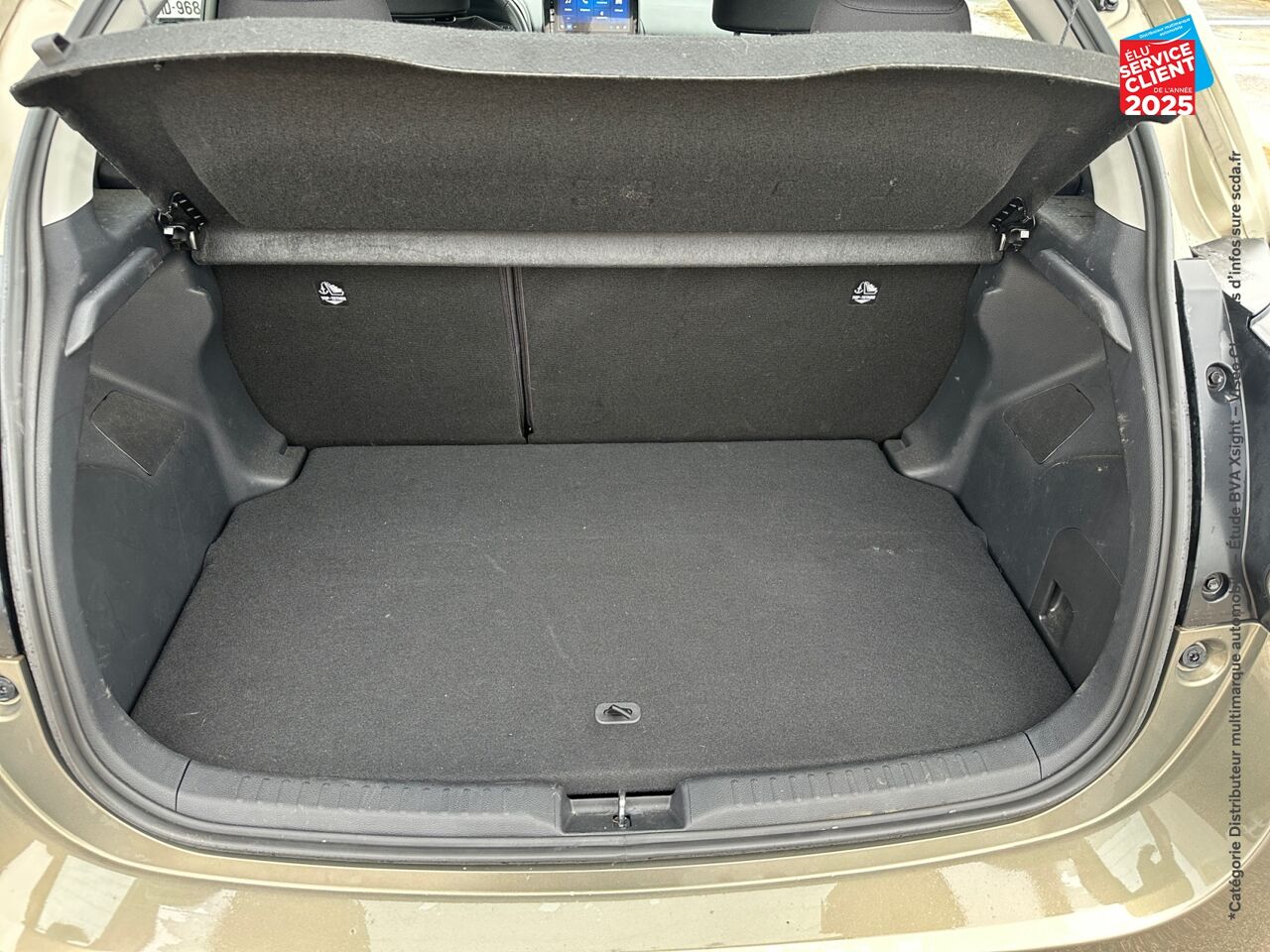 Véhicule d'occasion TOYOTA YARIS 120 VVT-I DYNAMIC BUSINESS 5P MC24 chez Toyota Thionville