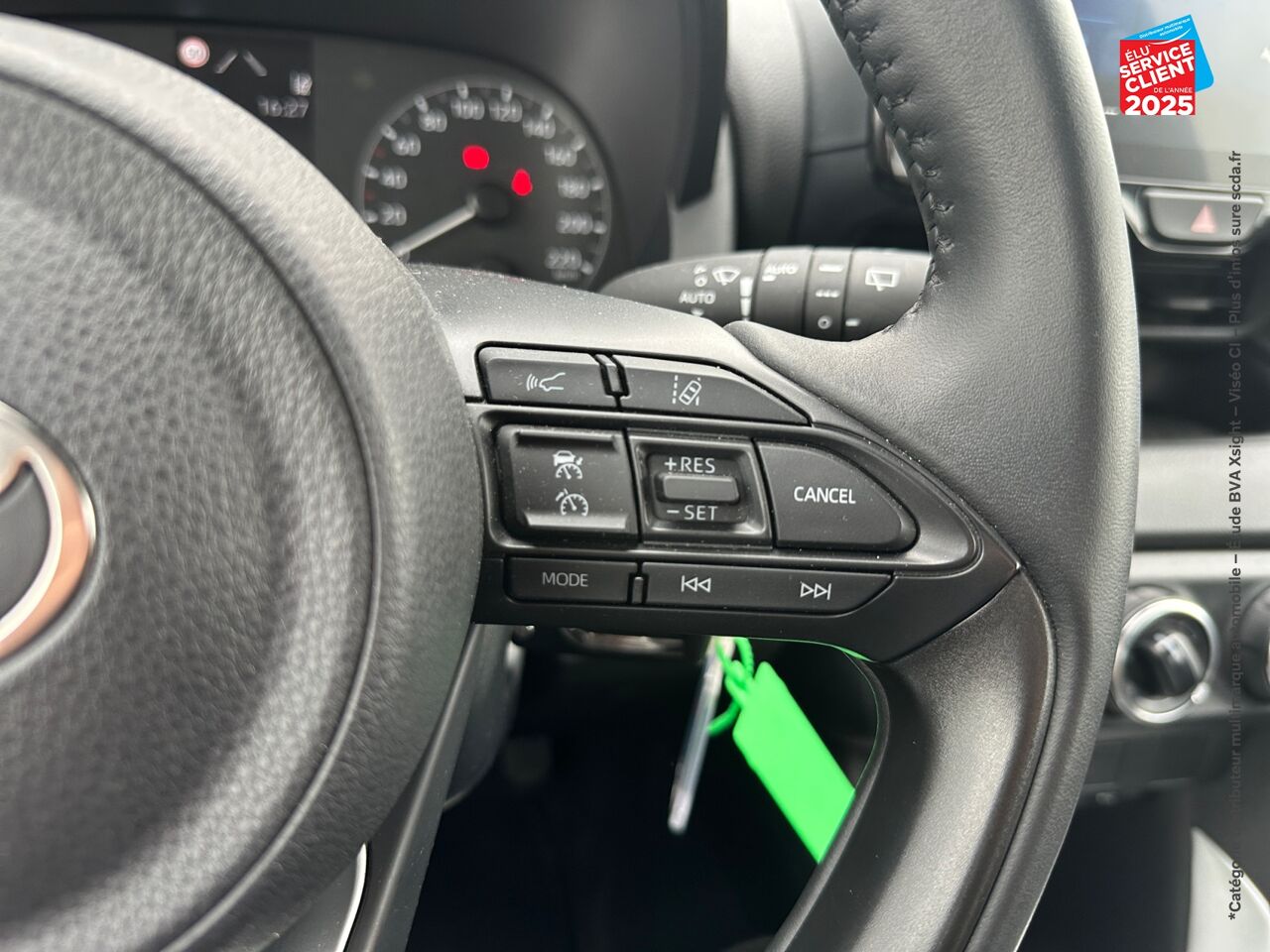 Véhicule d'occasion TOYOTA YARIS 120 VVT-I DYNAMIC BUSINESS 5P MC24 chez Toyota Thionville