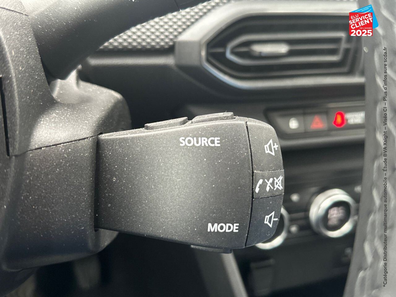 Véhicule d'occasion DACIA JOGGER 1.0 TCE 110CH EXTREME+ 5 PLACES chez Renault Saint-Louis