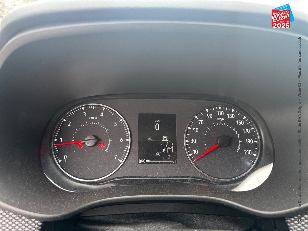 Véhicule d'occasion DACIA JOGGER 1.0 TCE 110CH EXTREME+ 5 PLACES chez Renault Saint-Louis