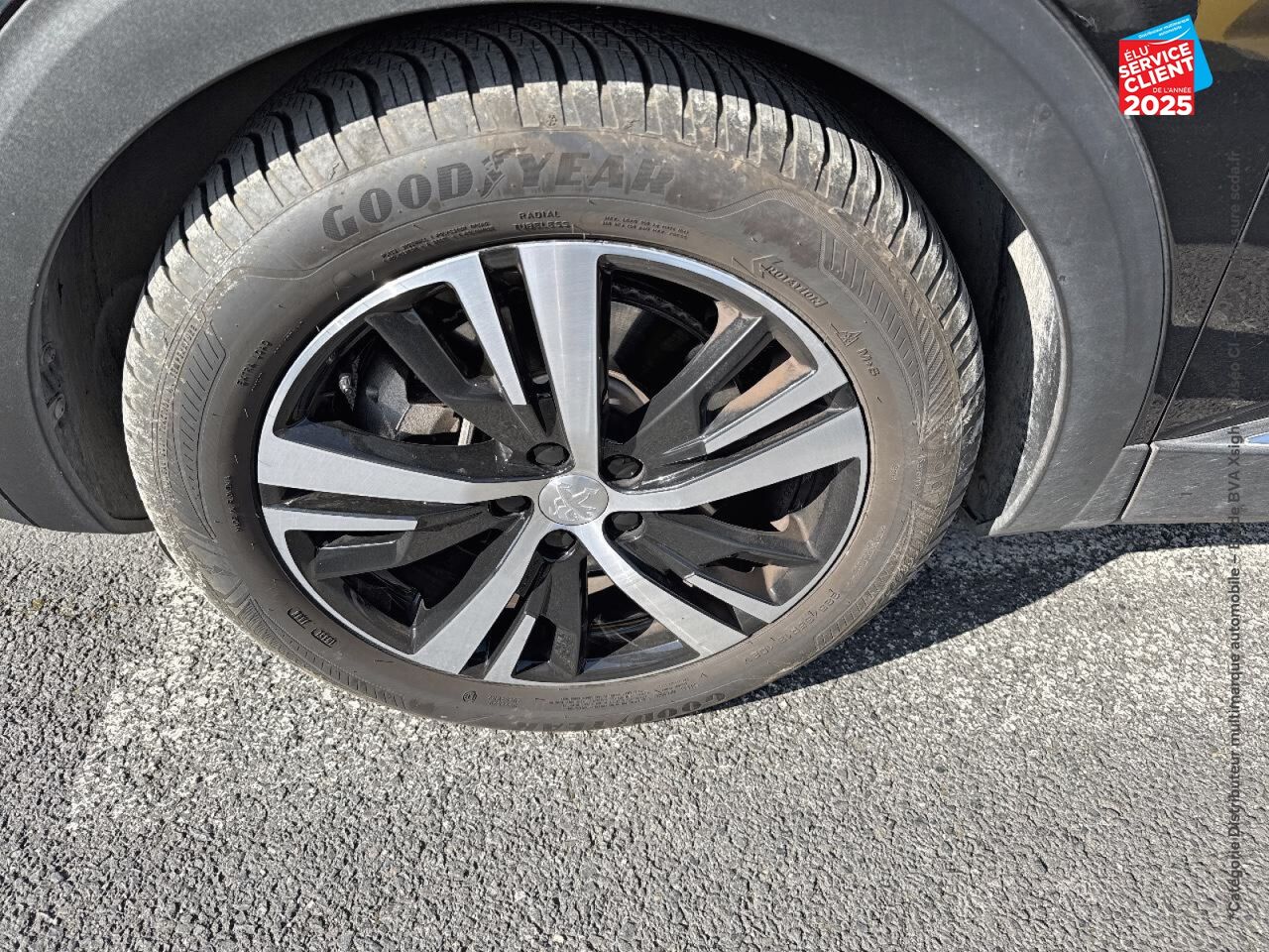 Véhicule d'occasion PEUGEOT 3008 HYBRID 225CH GT E-EAT8 chez Hyundai Chalons