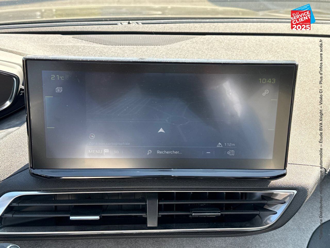 Véhicule d'occasion PEUGEOT 3008 HYBRID 225CH GT E-EAT8 chez Hyundai Chalons