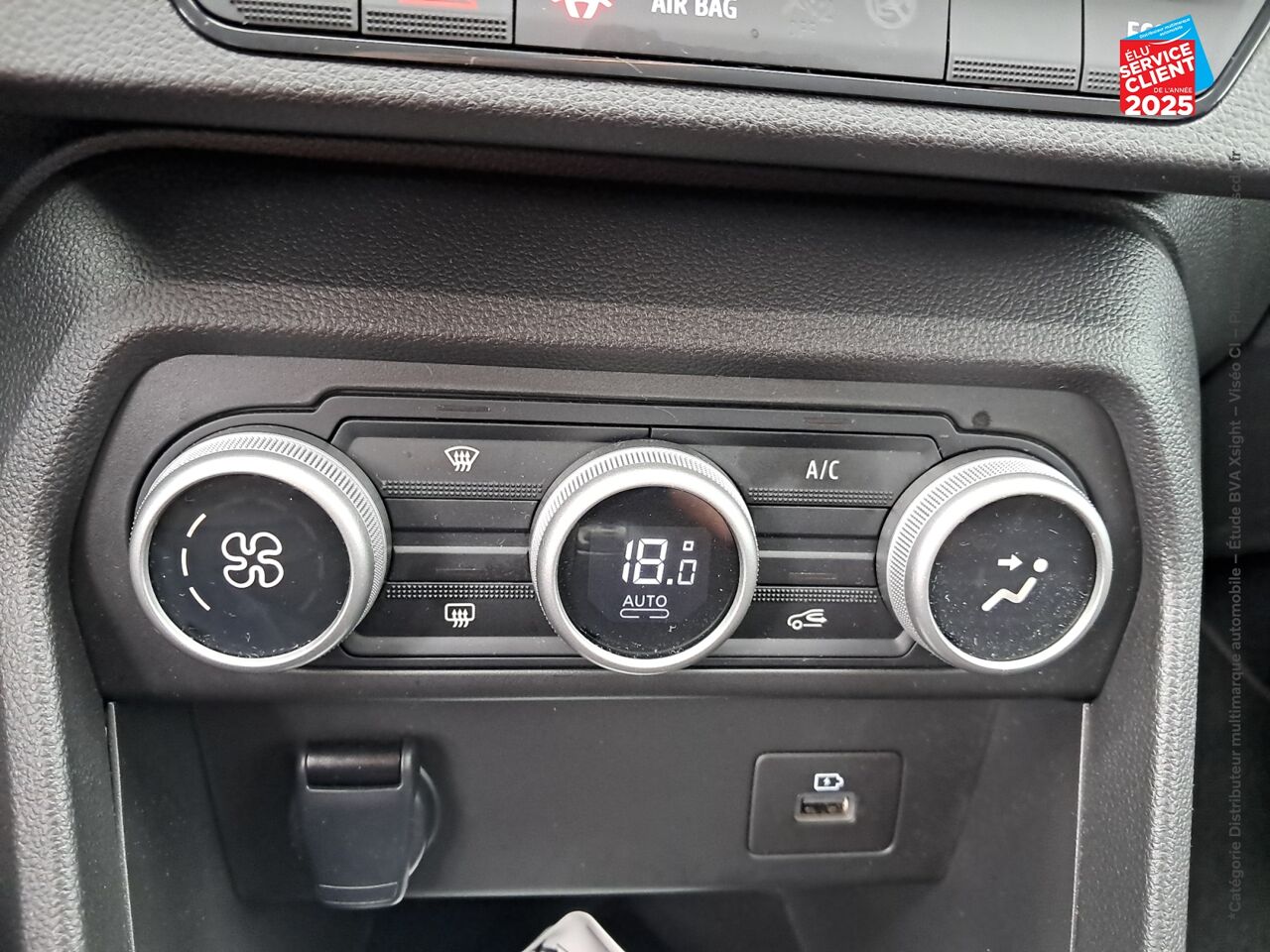 Véhicule d'occasion DACIA JOGGER 1.6 HYBRID 140CH SL EXTREME 7 PLACES chez Renault Sélestat