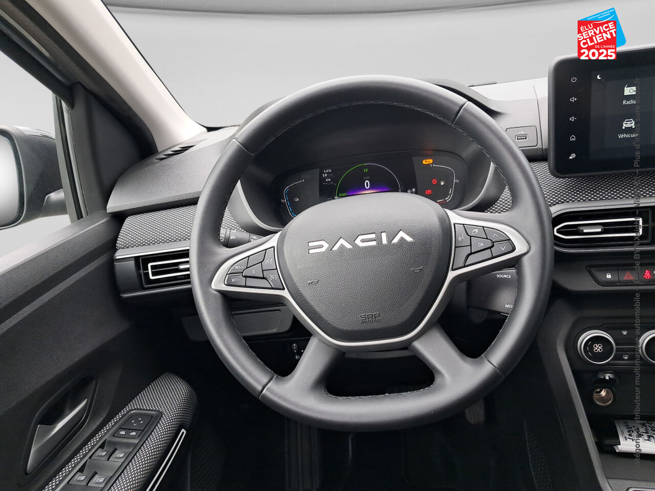 Véhicule d'occasion DACIA JOGGER 1.6 HYBRID 140CH SL EXTREME 7 PLACES chez Renault Sélestat