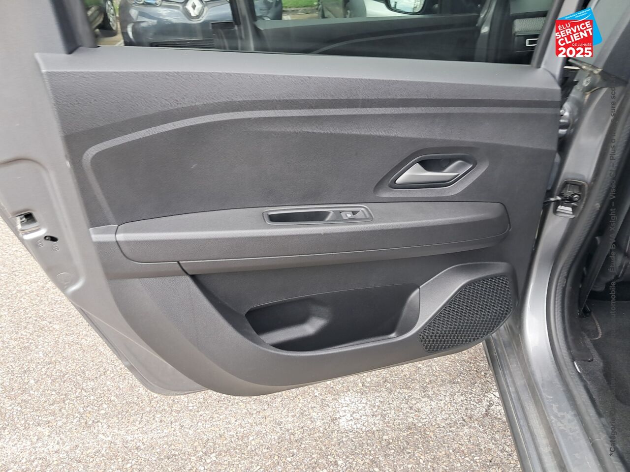 Véhicule d'occasion DACIA JOGGER 1.6 HYBRID 140CH SL EXTREME 7 PLACES chez Renault Sélestat