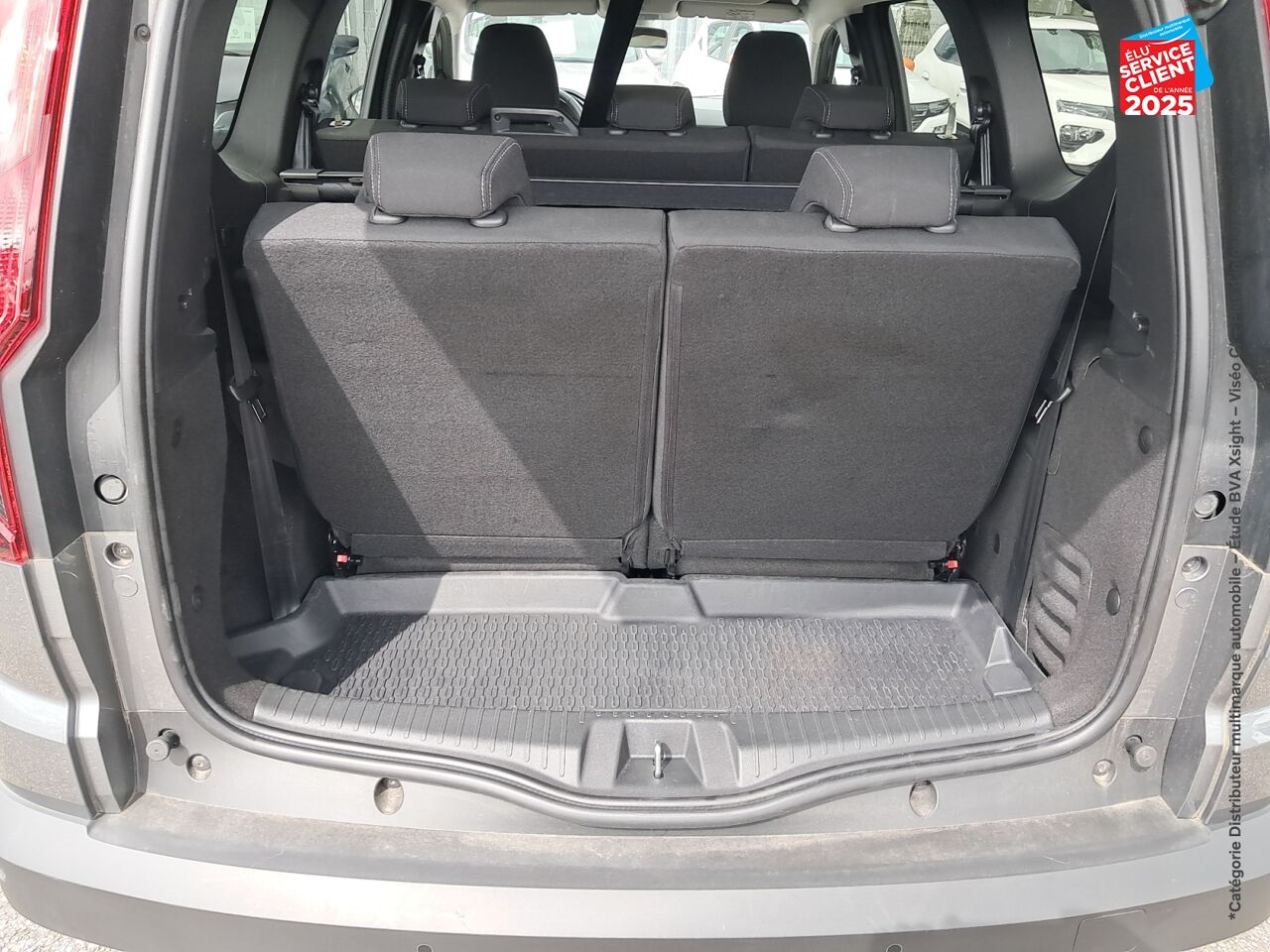Véhicule d'occasion DACIA JOGGER 1.6 HYBRID 140CH SL EXTREME 7 PLACES chez Renault Sélestat
