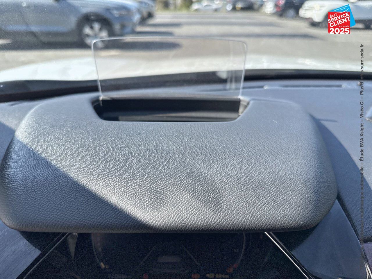 Véhicule d'occasion DS DS 3 CROSSBACK PURETECH 155CH LA PREMIERE AUTOMATIQUE 126G SIEGES CHAUF/CUIR GPS CARPLAY HUD chez Renault Saint-Louis