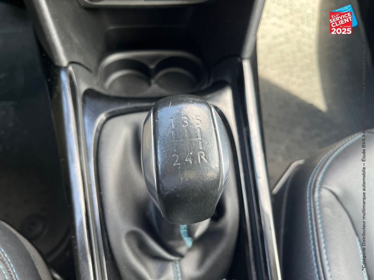 Véhicule d'occasion PEUGEOT 2008 1.2 PURETECH 110CH CROSSWAY SS chez Renault Saint-Louis