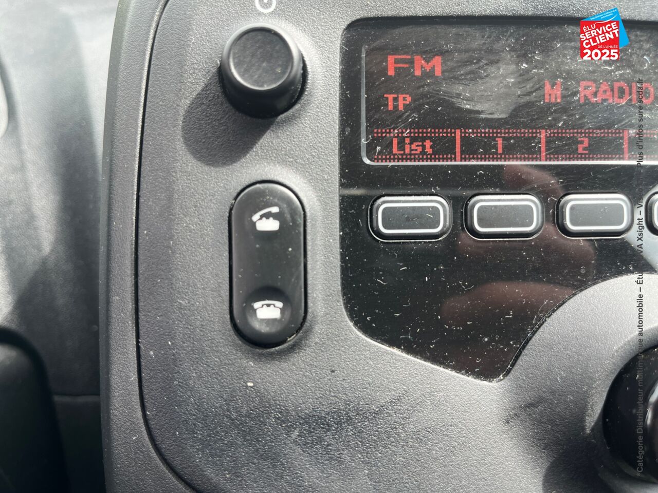 Véhicule d'occasion PEUGEOT 108 VTI 72 LIKE SS 4CV 5P chez Renault Colmar